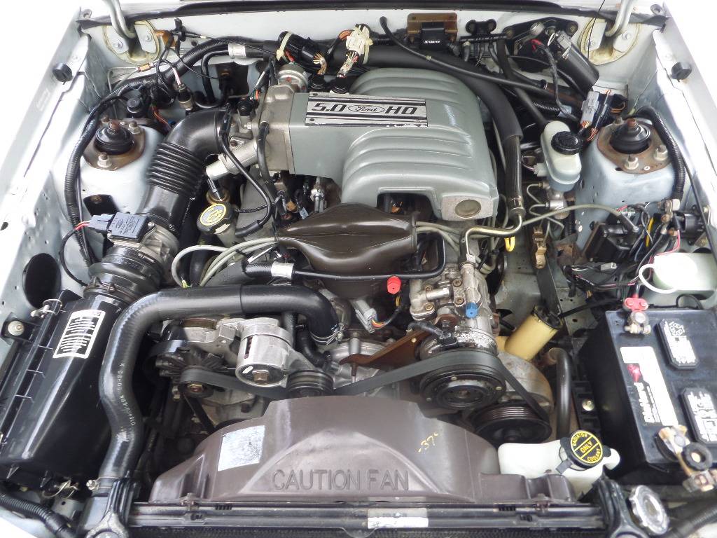 Ford-mustang-5.0-1989-12