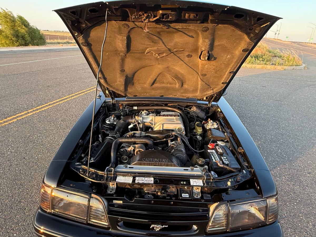 Ford-mustang-cobra-1993-20