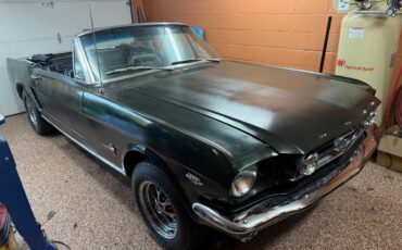 Ford-mustang-convertible-1965-green-20