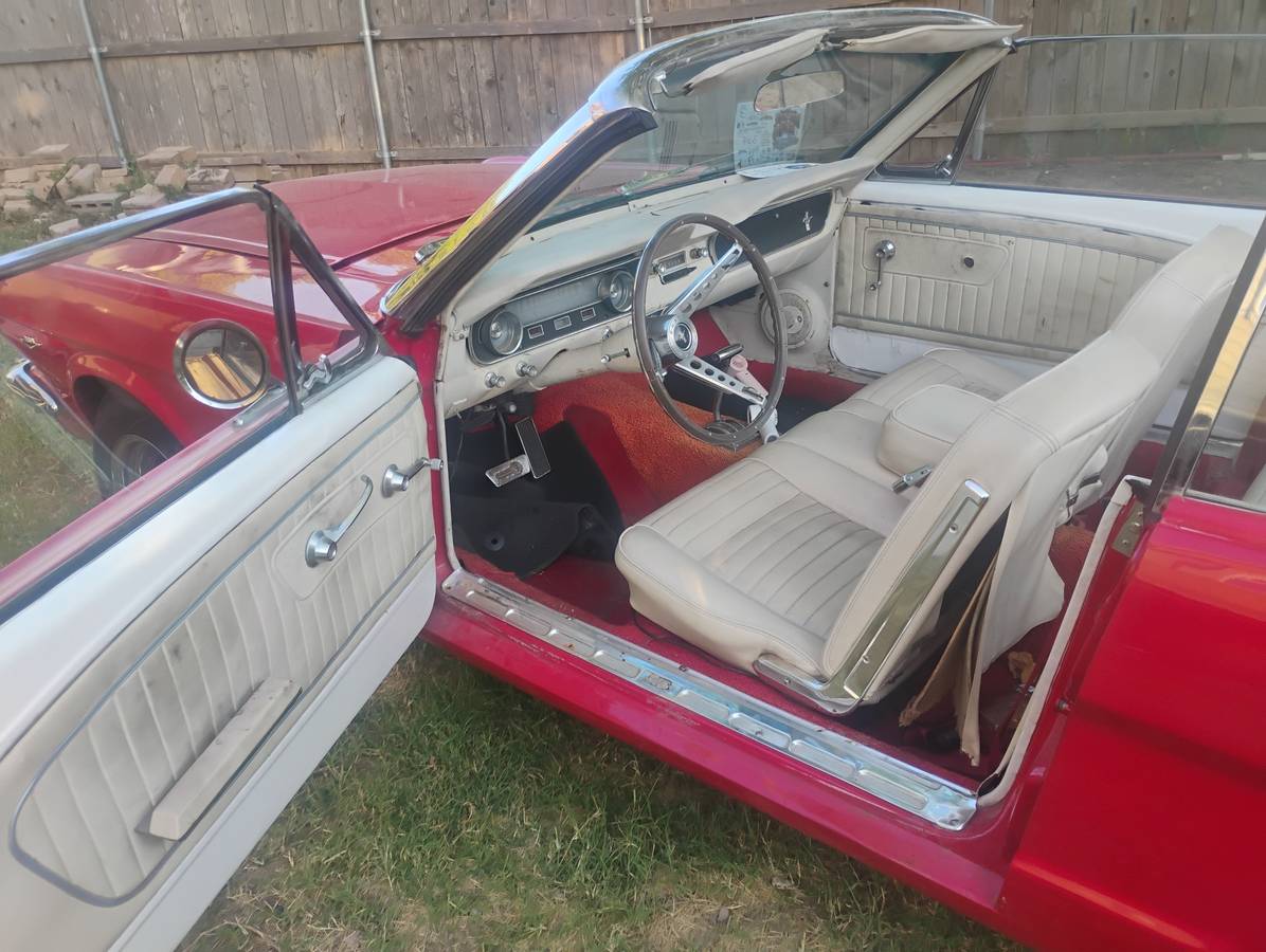 Ford-mustang-convertible-1965-red-9