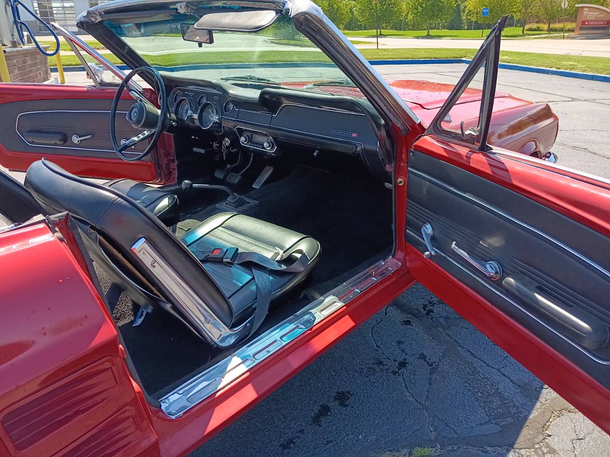 Ford-mustang-convertible-1967-red-18