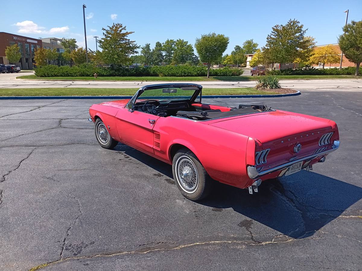 Ford-mustang-convertible-1967-red-2