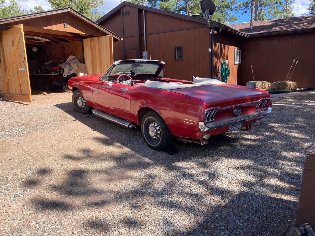 Ford-mustang-convertible-1968-red-2
