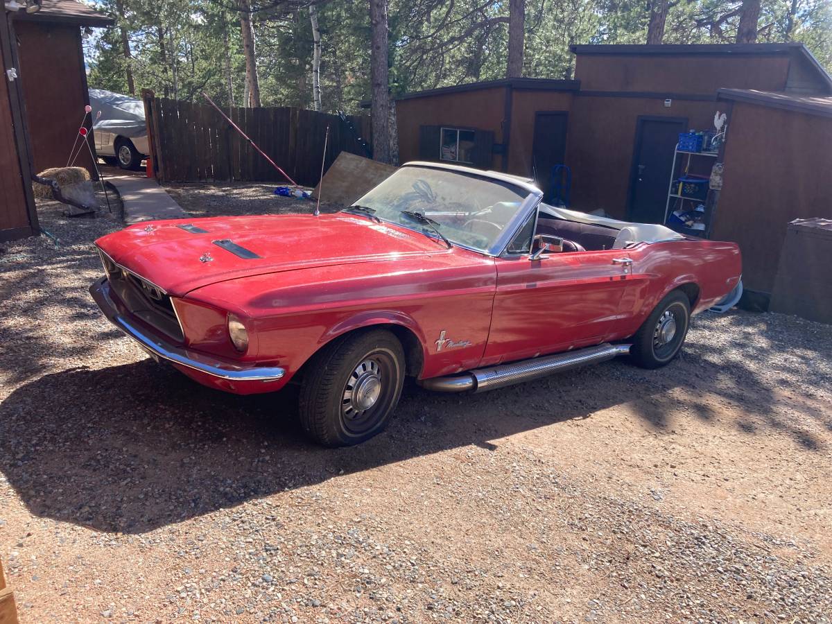 Ford-mustang-convertible-1968-red