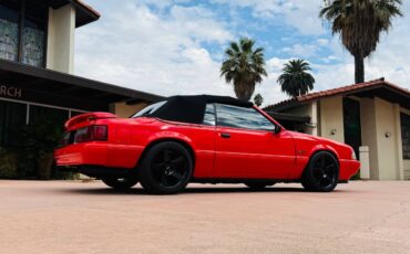 Ford-mustang-convertible-1982-10