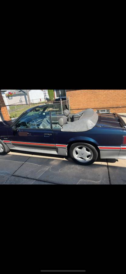 Ford-mustang-convertible-1988-blue-3
