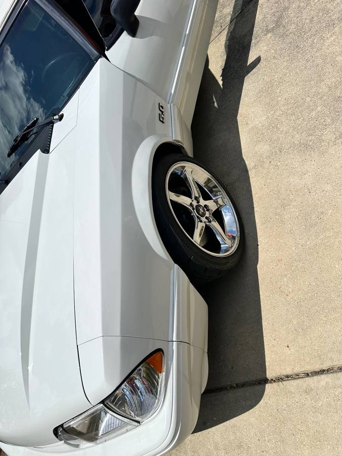 Ford-mustang-convertible-1991-white-4