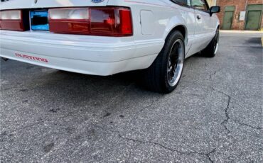 Ford-mustang-convertible-1992-white-11