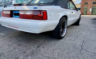 Ford-mustang-convertible-1992-white-6