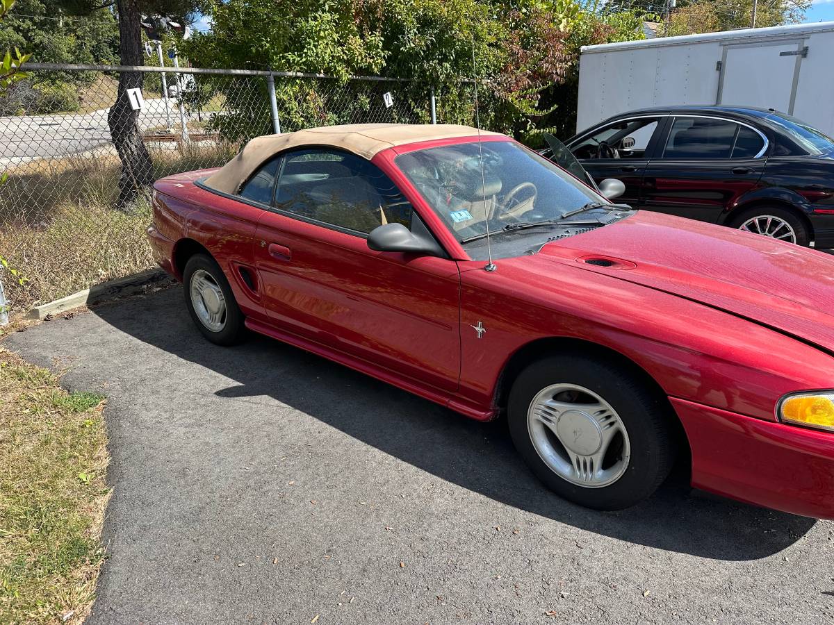 Ford-mustang-convertible-1995-red-2