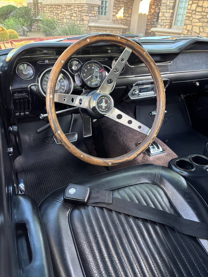 Ford-mustang-coupe-1968-red-13