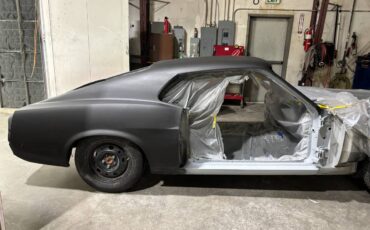 Ford-mustang-fast-back-1970-custom-1