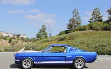 Ford-mustang-fastback-1965-black-11