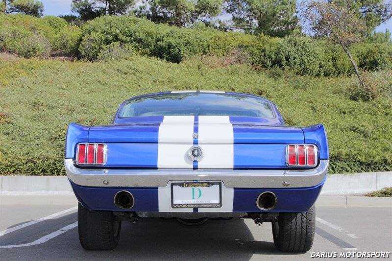 Ford-mustang-fastback-1965-black-14