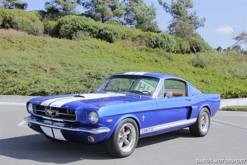 Ford-mustang-fastback-1965-black