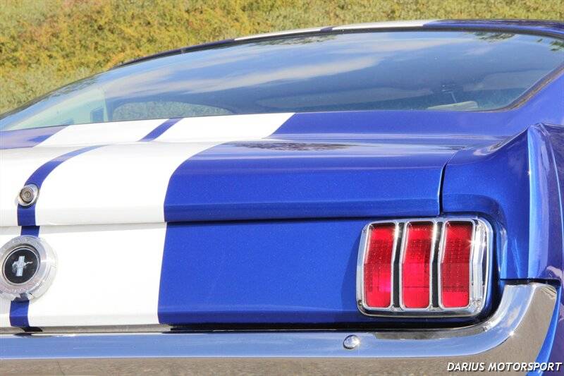 Ford-mustang-fastback-1965-black-21