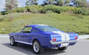 Ford-mustang-fastback-1965-black-3