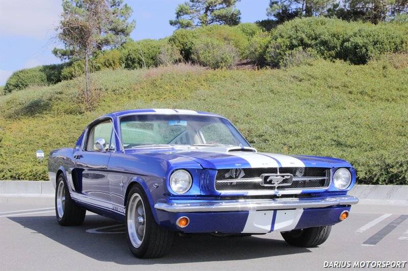 Ford-mustang-fastback-1965-black-8