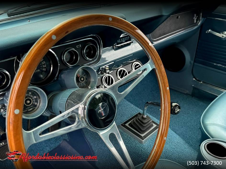 Ford-mustang-fastback-1966-22