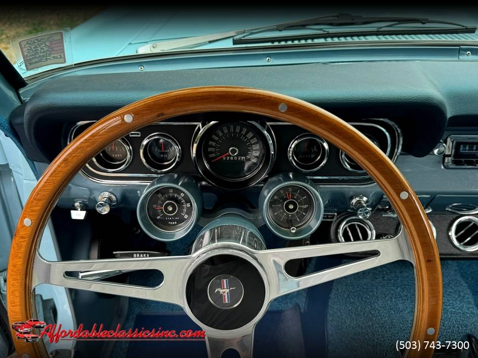 Ford-mustang-fastback-1966-3