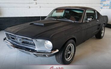 Ford-mustang-fastback-1967-5