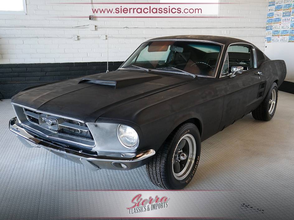 Ford-mustang-fastback-1967-5