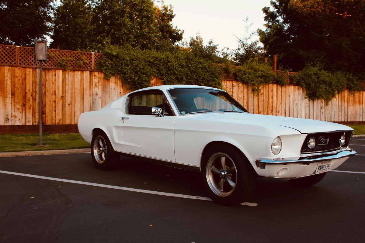 Ford-mustang-fastback-1968