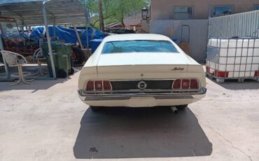 Ford-mustang-fastback-1972-white