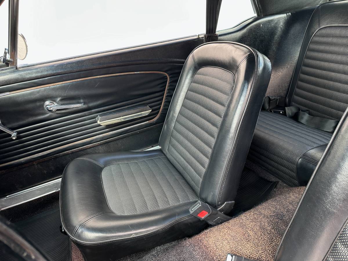Ford-mustang-gt-1966-18