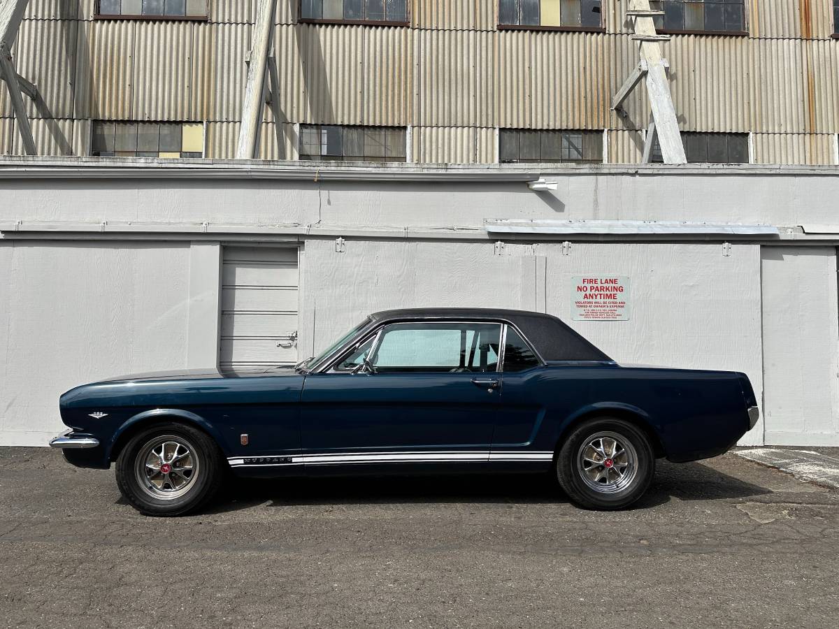 Ford-mustang-gt-1966-3