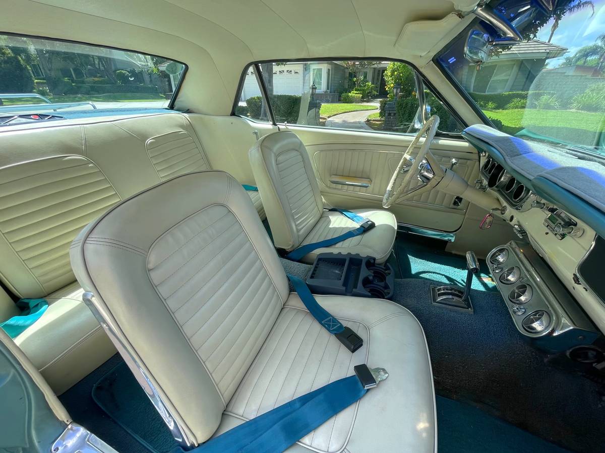 Ford-mustang-gt-1966-blue-1