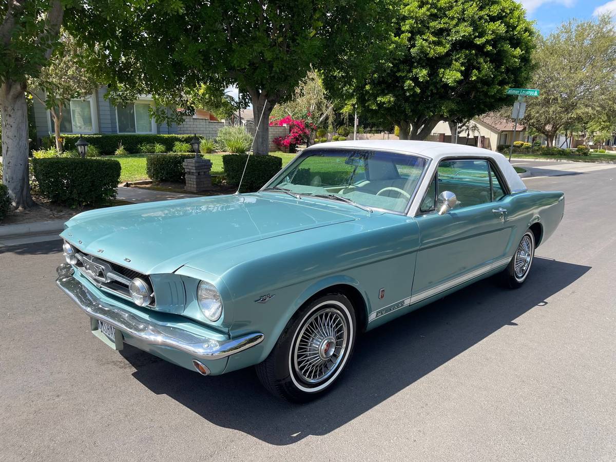 Ford-mustang-gt-1966-blue-4