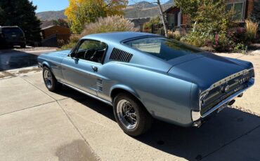 Ford-mustang-gt-1967-blue-2
