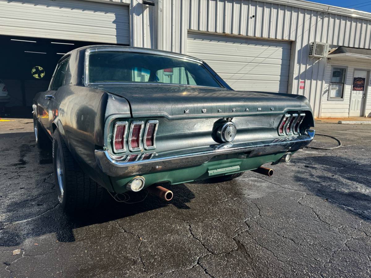 Ford-mustang-gt-1967-green-1