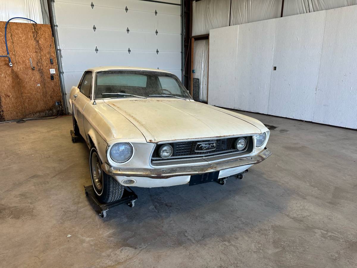 Ford-mustang-gt-1968-14