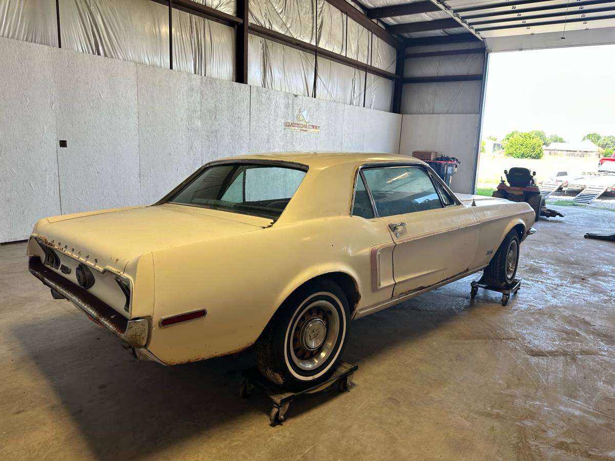 Ford-mustang-gt-1968-16