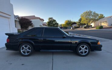 Ford-mustang-gt-1989-black-3