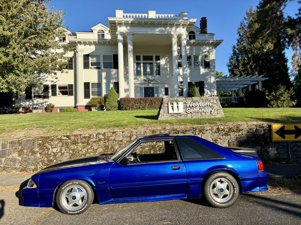 Ford-mustang-gt-1989-custom