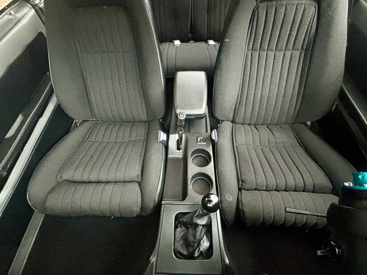 Ford-mustang-gt-1989-custom-17