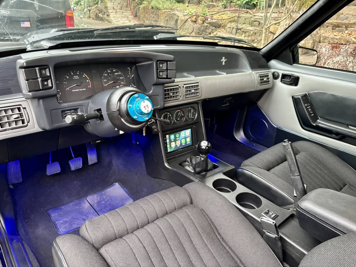 Ford-mustang-gt-1989-custom-23