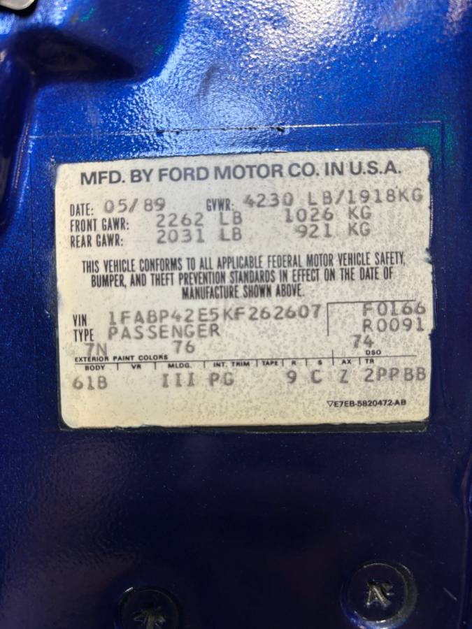 Ford-mustang-gt-1989-custom-8