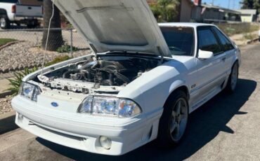 Ford-mustang-gt-1989-white-1