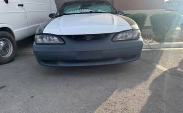 Ford-mustang-gt-1995-green