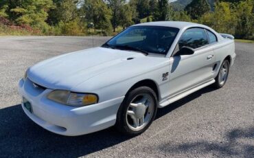 Ford-mustang-gt-1995-white-2