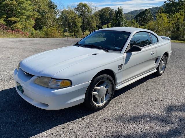 Ford-mustang-gt-1995-white-2