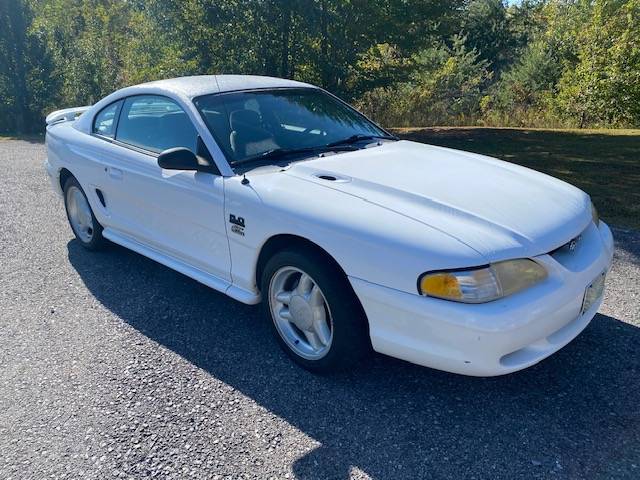 Ford-mustang-gt-1995-white-3