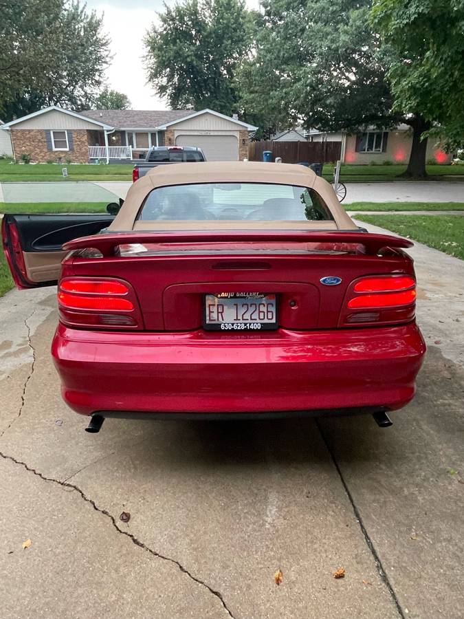 Ford-mustang-gt-5.0-convertible-1994-red-1
