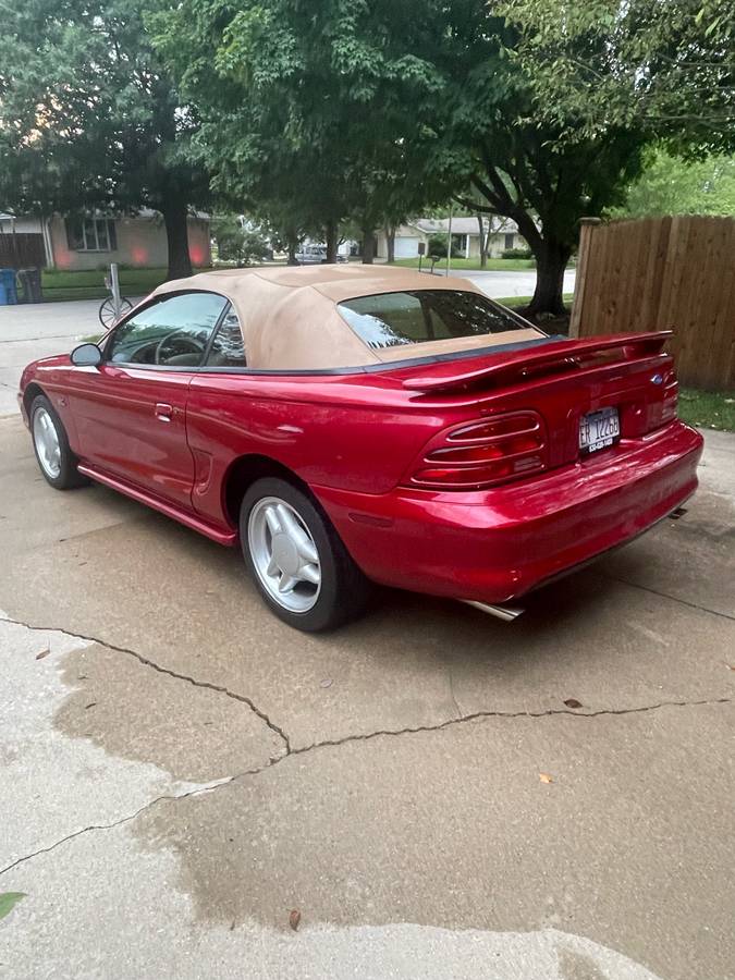 Ford-mustang-gt-5.0-convertible-1994-red-11