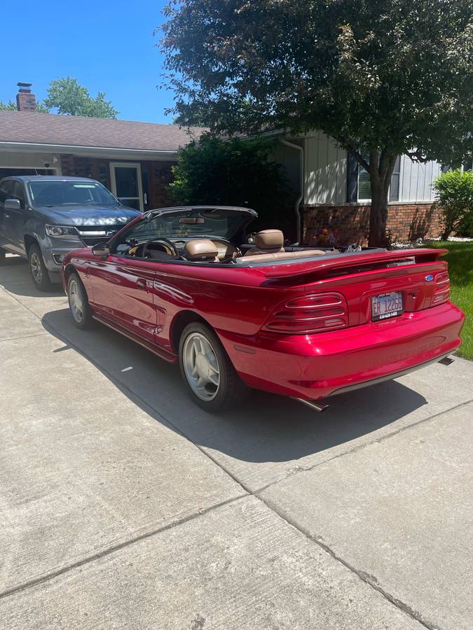 Ford-mustang-gt-5.0-convertible-1994-red-17