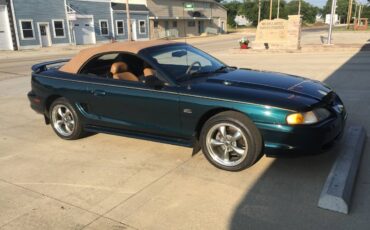Ford-mustang-gt-converible-1995-green-3